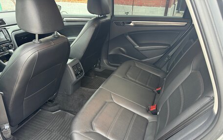 Volkswagen Passat B8 рестайлинг, 2017 год, 1 825 000 рублей, 24 фотография