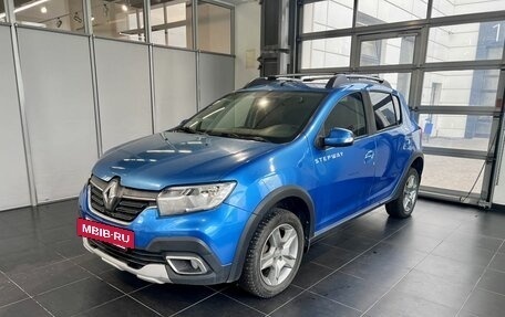Renault Sandero II рестайлинг, 2018 год, 1 390 000 рублей, 3 фотография