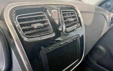 Renault Sandero II рестайлинг, 2018 год, 1 390 000 рублей, 13 фотография