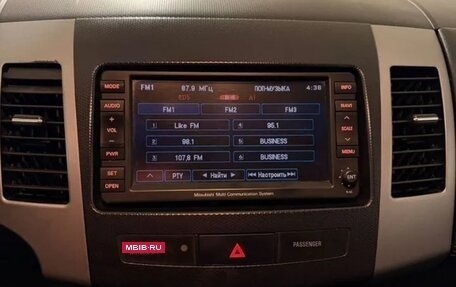 Mitsubishi Outlander III рестайлинг 3, 2011 год, 699 000 рублей, 12 фотография