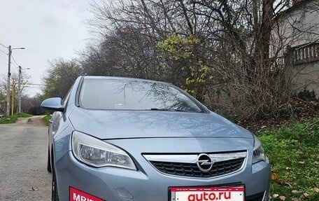 Opel Astra J, 2012 год, 850 000 рублей, 4 фотография
