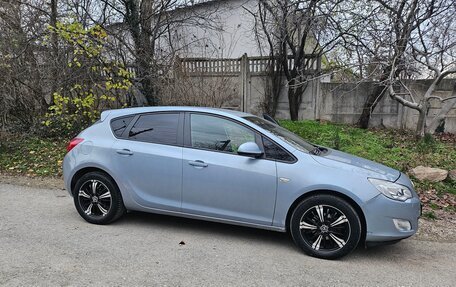 Opel Astra J, 2012 год, 850 000 рублей, 10 фотография