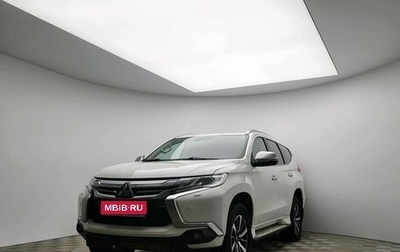 Mitsubishi Pajero Sport III рестайлинг, 2017 год, 2 200 000 рублей, 1 фотография