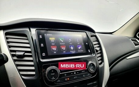 Mitsubishi Pajero Sport III рестайлинг, 2017 год, 2 200 000 рублей, 21 фотография