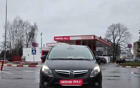 Opel Zafira C рестайлинг, 2014 год, 1 149 000 рублей, 2 фотография