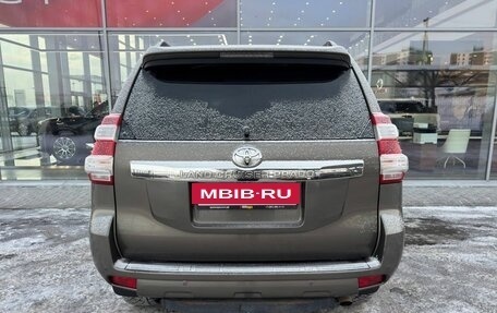 Toyota Land Cruiser Prado 150 рестайлинг 2, 2015 год, 3 565 000 рублей, 7 фотография