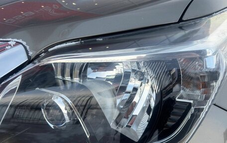 Toyota Land Cruiser Prado 150 рестайлинг 2, 2015 год, 3 565 000 рублей, 12 фотография