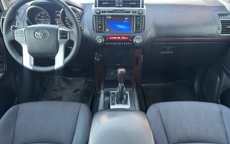 Toyota Land Cruiser Prado 150 рестайлинг 2, 2015 год, 3 565 000 рублей, 17 фотография