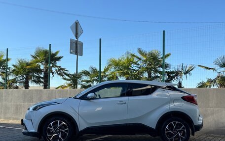 Toyota C-HR I рестайлинг, 2020 год, 2 849 000 рублей, 16 фотография