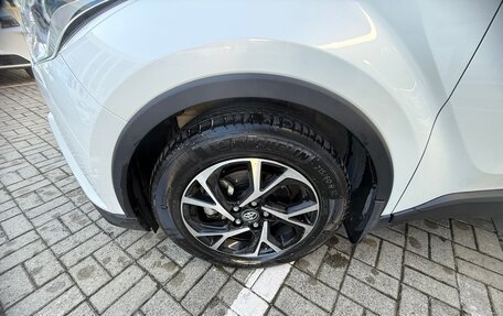 Toyota C-HR I рестайлинг, 2020 год, 2 849 000 рублей, 11 фотография