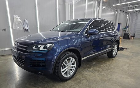 Volkswagen Touareg III, 2011 год, 1 825 000 рублей, 10 фотография