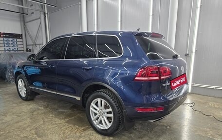 Volkswagen Touareg III, 2011 год, 1 825 000 рублей, 6 фотография