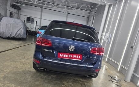 Volkswagen Touareg III, 2011 год, 1 825 000 рублей, 8 фотография