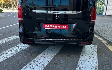 Mercedes-Benz V-Класс, 2018 год, 4 699 000 рублей, 3 фотография