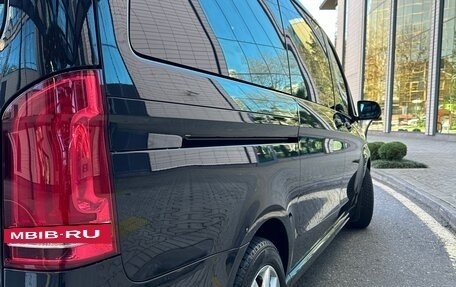 Mercedes-Benz V-Класс, 2018 год, 4 699 000 рублей, 6 фотография