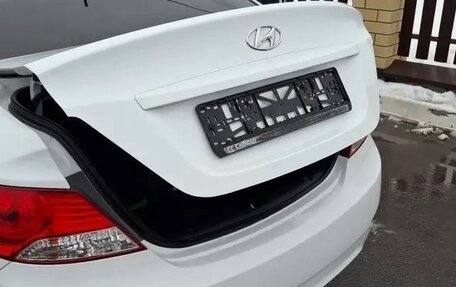 Hyundai Solaris II рестайлинг, 2013 год, 750 000 рублей, 6 фотография