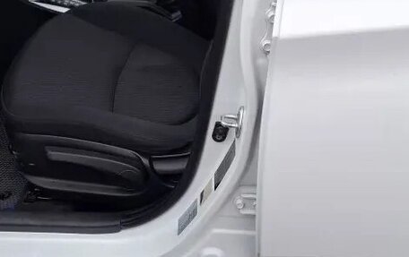 Hyundai Solaris II рестайлинг, 2013 год, 750 000 рублей, 12 фотография