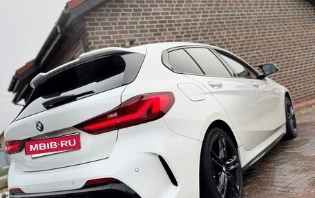 BMW 1 серия, 2020 год, 4 000 000 рублей, 11 фотография