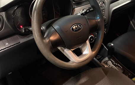 KIA Rio III рестайлинг, 2013 год, 950 000 рублей, 10 фотография