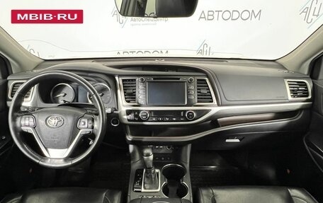 Toyota Highlander III, 2019 год, 3 995 000 рублей, 9 фотография