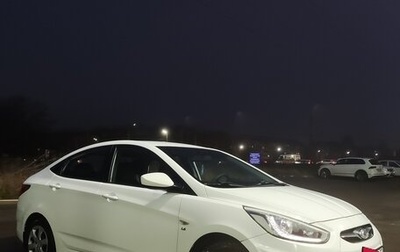 Hyundai Solaris II рестайлинг, 2013 год, 780 000 рублей, 1 фотография