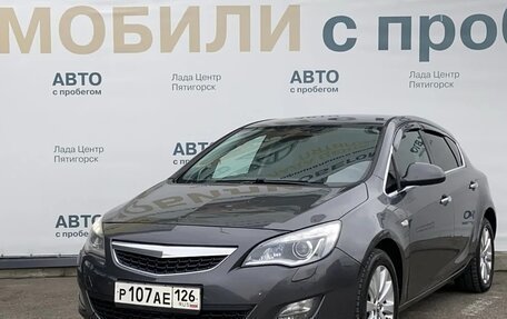 Opel Astra J, 2010 год, 720 000 рублей, 1 фотография