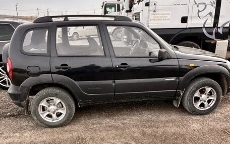 Chevrolet Niva I рестайлинг, 2010 год, 515 000 рублей, 6 фотография