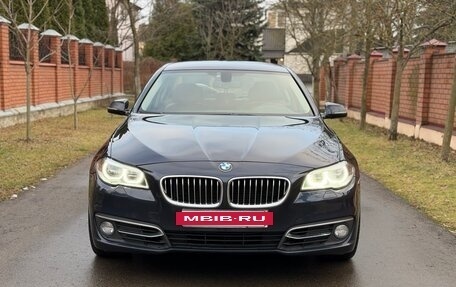 BMW 5 серия, 2016 год, 3 000 000 рублей, 2 фотография