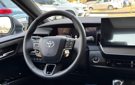 Toyota Camry, 2025 год, 4 450 000 рублей, 19 фотография