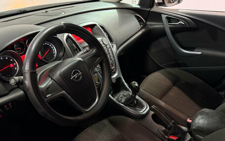 Opel Astra J, 2012 год, 730 000 рублей, 8 фотография