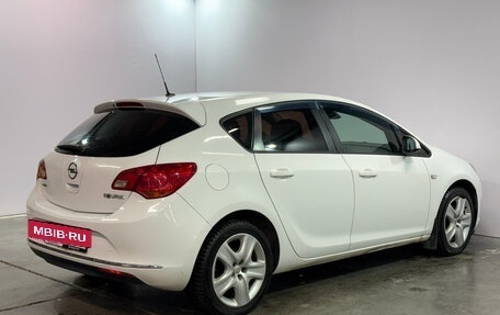 Opel Astra J, 2012 год, 730 000 рублей, 13 фотография
