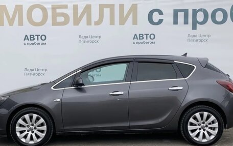 Opel Astra J, 2010 год, 720 000 рублей, 6 фотография