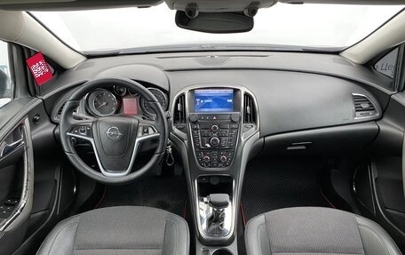 Opel Astra J, 2010 год, 720 000 рублей, 9 фотография