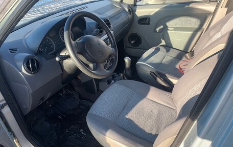 Renault Logan I, 2005 год, 235 000 рублей, 3 фотография