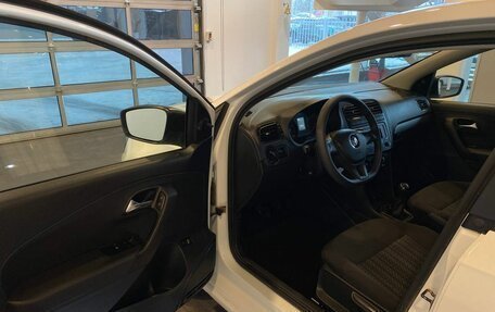 Volkswagen Polo VI (EU Market), 2019 год, 1 335 000 рублей, 21 фотография