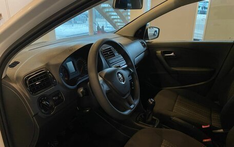 Volkswagen Polo VI (EU Market), 2019 год, 1 335 000 рублей, 23 фотография