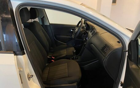 Volkswagen Polo VI (EU Market), 2019 год, 1 335 000 рублей, 29 фотография