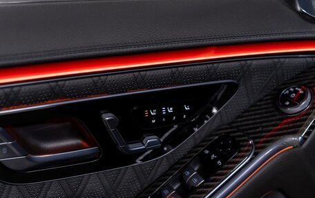 Mercedes-Benz S-Класс AMG, 2024 год, 72 000 000 рублей, 8 фотография