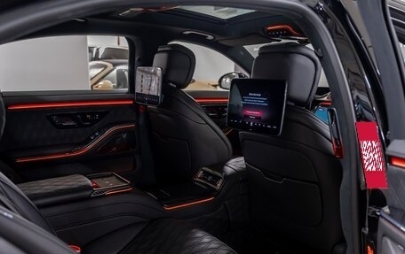 Mercedes-Benz S-Класс AMG, 2024 год, 72 000 000 рублей, 25 фотография