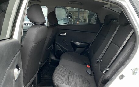 KIA Rio III рестайлинг, 2015 год, 999 000 рублей, 14 фотография