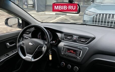 KIA Rio III рестайлинг, 2015 год, 999 000 рублей, 17 фотография