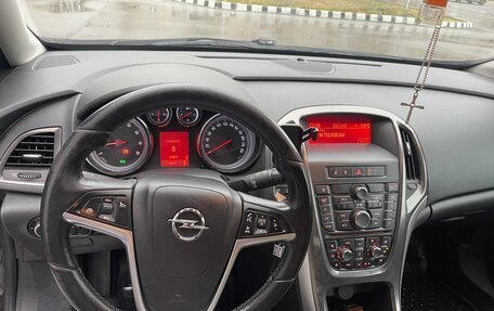 Opel Astra J, 2011 год, 650 000 рублей, 5 фотография