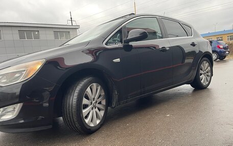 Opel Astra J, 2011 год, 650 000 рублей, 9 фотография