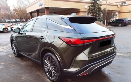 Lexus RX IV рестайлинг, 2023 год, 8 900 000 рублей, 3 фотография