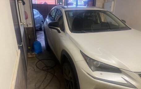 Lexus NX I, 2021 год, 4 600 000 рублей, 3 фотография