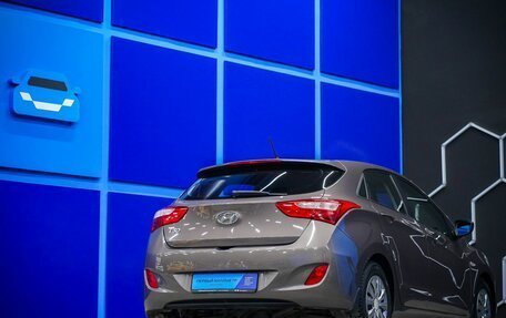 Hyundai i30 II рестайлинг, 2013 год, 1 300 000 рублей, 6 фотография