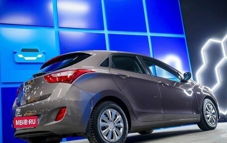 Hyundai i30 II рестайлинг, 2013 год, 1 300 000 рублей, 22 фотография