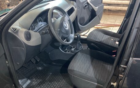 Renault Sandero I, 2013 год, 400 000 рублей, 25 фотография