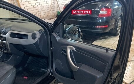 Renault Sandero I, 2013 год, 400 000 рублей, 24 фотография