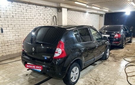 Renault Sandero I, 2013 год, 400 000 рублей, 30 фотография